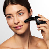 AgeDefy - Innovativer LED Gesichtsstraffer für frisches Strahlen + Gratis Jade Roller