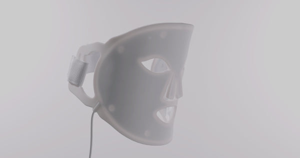 GLOW-PREMIUM LED MASKE FÜR STRAHLENDE HAUT + KOSTENLOSE MAKEUP-TASCHE